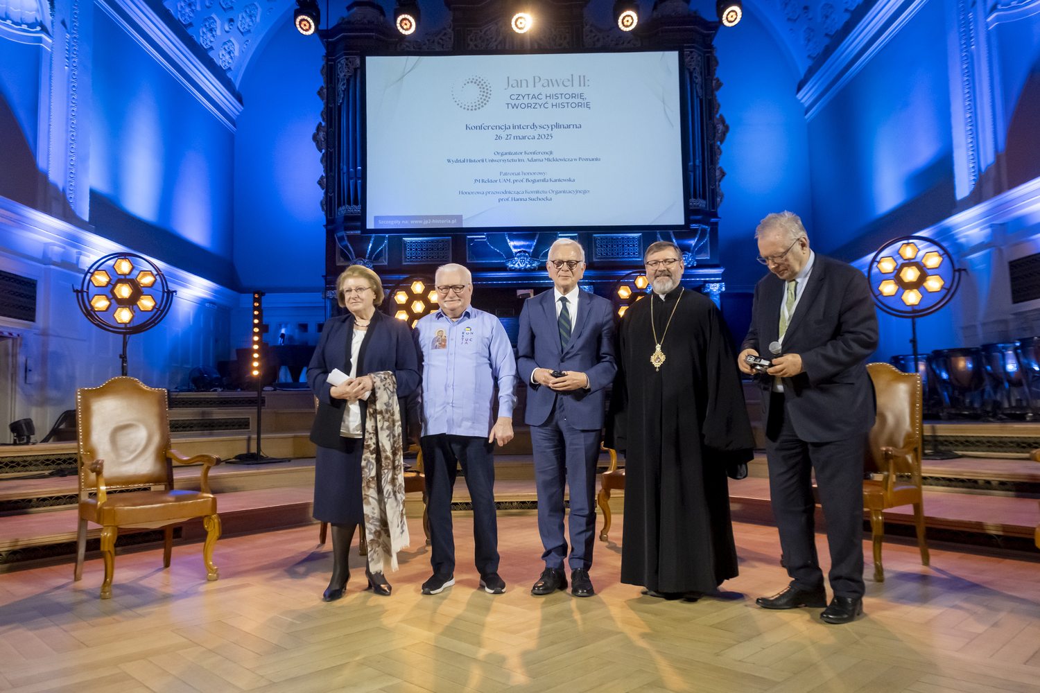 “Jan Paweł II - mosty idei współczesnego świata”