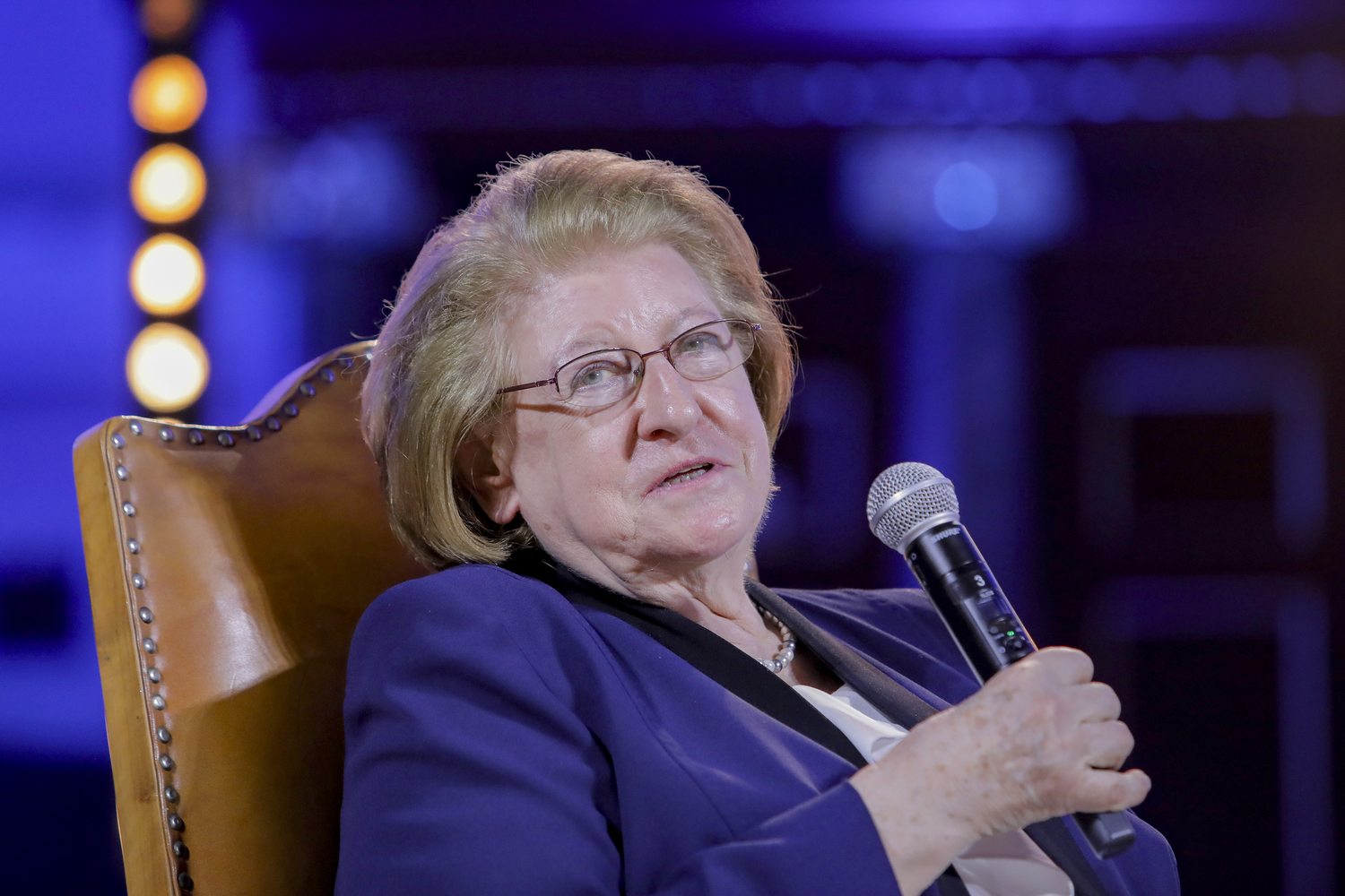 “Jan Paweł II - mosty idei współczesnego świata”