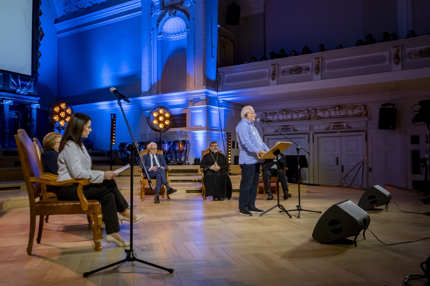 “Jan Paweł II - mosty idei współczesnego świata”