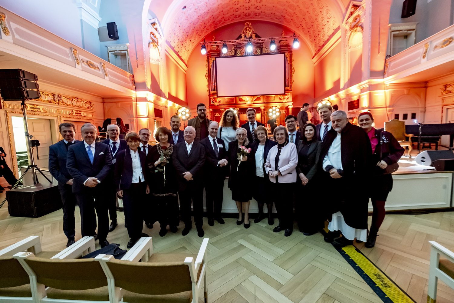 Tryptyk Rzymski i inne utwory Karola Wojtyły w wykonaniu Stanisława Soyki i Mai Komorowskiej