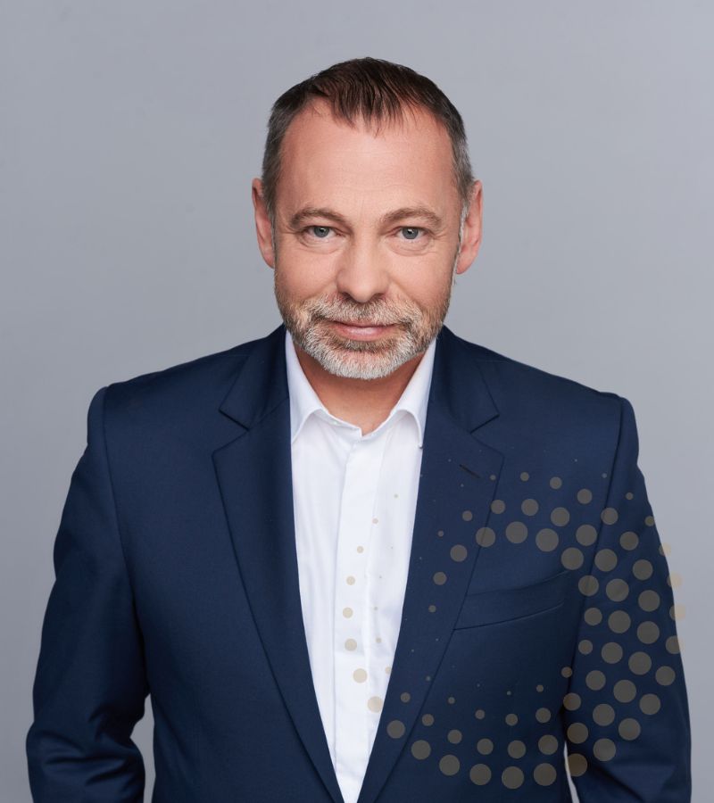 red. Tomasz Krzyżak